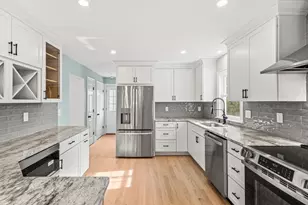 12 Eagle St, Boston, MA 02132 - Photo 3