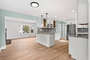 12 Eagle St, Boston, MA 02132 - Photo 5