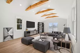 12 Eagle St, Boston, MA 02132 - Photo 9