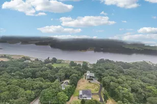 920 Drift Rd, Westport, MA 02790 - Photo 15