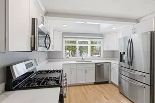 21 Gates Ave, Hudson, MA 01749 - Photo 7