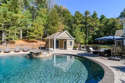 94 Elm St, Medfield, MA 02052 - Photo 7