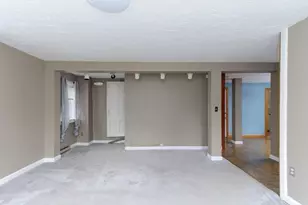 8 Elm St, North Brookfield, MA 01535 - Photo 23