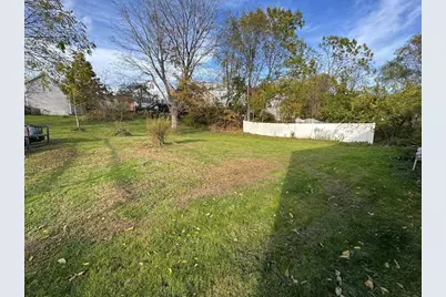 8 Elm St, North Brookfield, MA 01535 - Photo 33