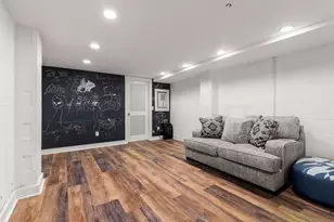 653-R E 3rd St, Boston, MA 02127 - Photo 21