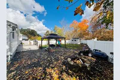 27 Fitchburg St, Marlborough, MA 01752 - Photo 31