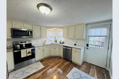 27 Fitchburg St, Marlborough, MA 01752 - Photo 15