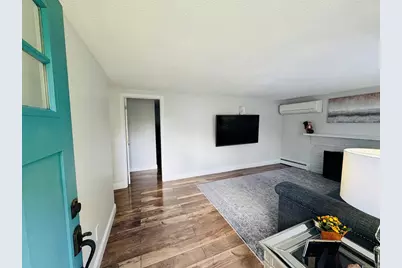 27 Fitchburg St, Marlborough, MA 01752 - Photo 5