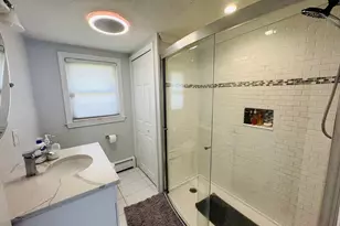 27 Fitchburg St, Marlborough, MA 01752 - Photo 11