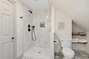 30 Graves Ave, Northampton, MA 01060 - Photo 27