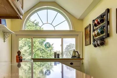 30 Graves Ave #B, Northampton, MA 01060 - Photo 23