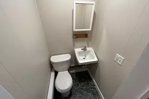 694 Lakeview Ave, Lowell, MA 01850 - Photo 5