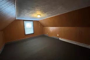 694 Lakeview Ave, Lowell, MA 01850 - Photo 13