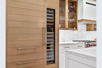 45 Temple Street #408, Boston, MA 02114 - Photo 5