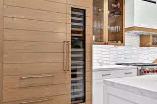 45 Temple St, Boston, MA 02114 - Photo 5