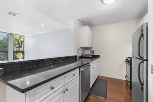 42 8th St, Boston, MA 02129 - Photo 5