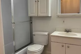 17 S Russell St, Boston, MA 02114 - Photo 9