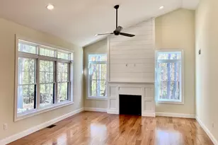 28 Spring St, Petersham, MA 01366 - Photo 1