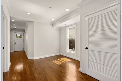 39 W Walnut Park, Boston, MA 02119 - Photo 9