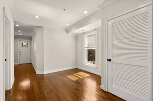 39 W Walnut Park, Boston, MA 02119 - Photo 9