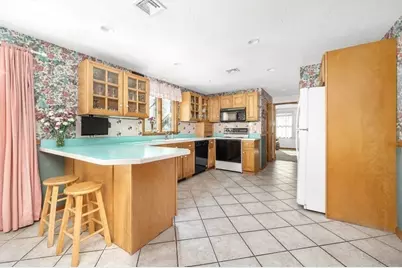 43 Flint Locke Dr, Weymouth, MA 02189 - Photo 33