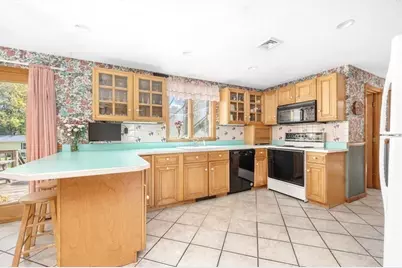 43 Flint Locke Dr, Weymouth, MA 02189 - Photo 31