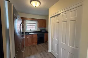 8-10 Essex St, Andover, MA 01810 - Photo 3