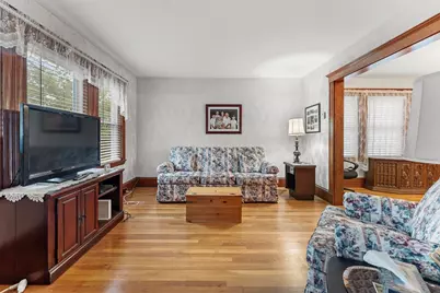 42 Belmont St, Somerville, MA 02143 - Photo 19