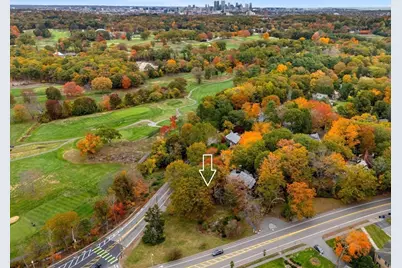 1125 W Roxbury Pkwy, Brookline, MA 02467 - Photo 41