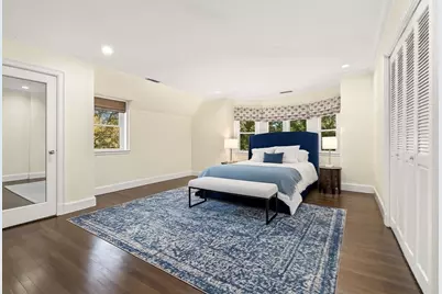 1125 W Roxbury Pkwy, Brookline, MA 02467 - Photo 33