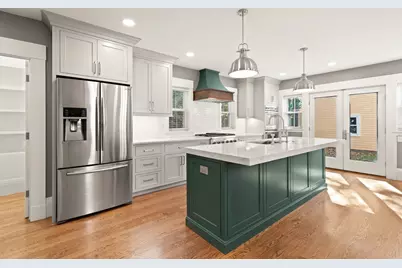 70 School St, Waltham, MA 02452 - Photo 5