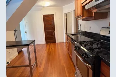 99 Coolidge St - Penthouse Apt #3rd Flr, Brookline, MA 02446 - Photo 5