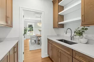 14 Liana St, Woburn, MA 01801 - Photo 11