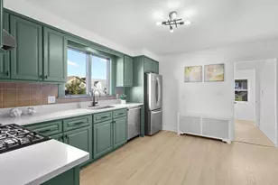 51-53 Harrington St, Watertown, MA 02472 - Photo 3