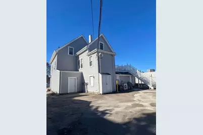 431-433 Chatham, Lynn, MA 01902 - Photo 3