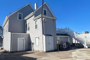 431-433 Chatham, Lynn, MA 01902 - Photo 3