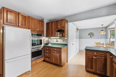 115 Woodbridge St, South Hadley, MA 01075 - Photo 5