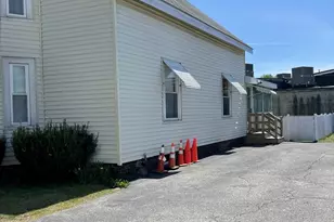 15 Green St, Reading, MA 01867 - Photo 3