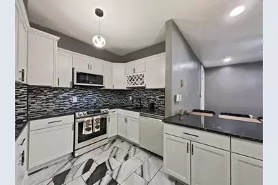 140 Chestnut St #706, Springfield, MA 01103 - Photo 3