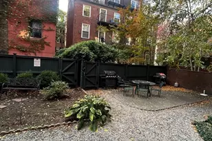 65 Hancock St, Boston, MA 02114 - Photo 9