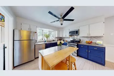 54 Sheridan Ave #2, Medford, MA 02155 - Photo 9