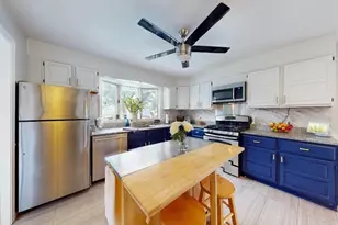 54 Sheridan Ave, Medford, MA 02155 - Photo 9