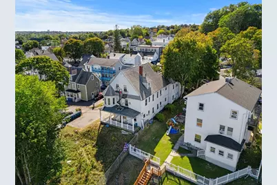 499 Haverhill St, Lawrence, MA 01841 - Photo 3