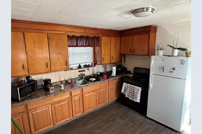 499 Haverhill St, Lawrence, MA 01841 - Photo 7