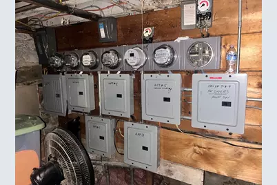 499 Haverhill St, Lawrence, MA 01841 - Photo 13