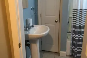 1066 Bedford St, Fall River, MA 02720 - Photo 15