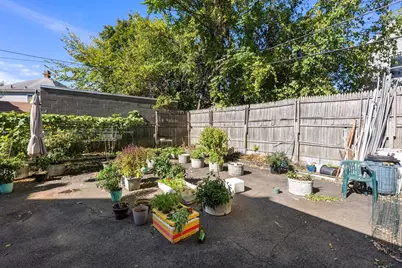 8 Wilmont St, Springfield, MA 01108 - Photo 29