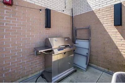 1650 Commonwealth Ave #402, Boston, MA 02135 - Photo 9