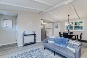 111 Malibu Dr, Springfield, MA 01128 - Photo 7