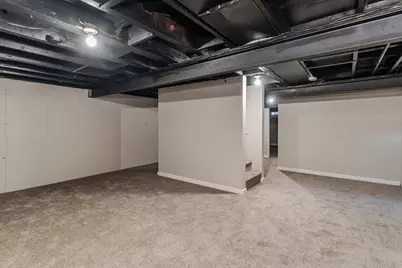 111 Malibu Dr, Springfield, MA 01128 - Photo 19